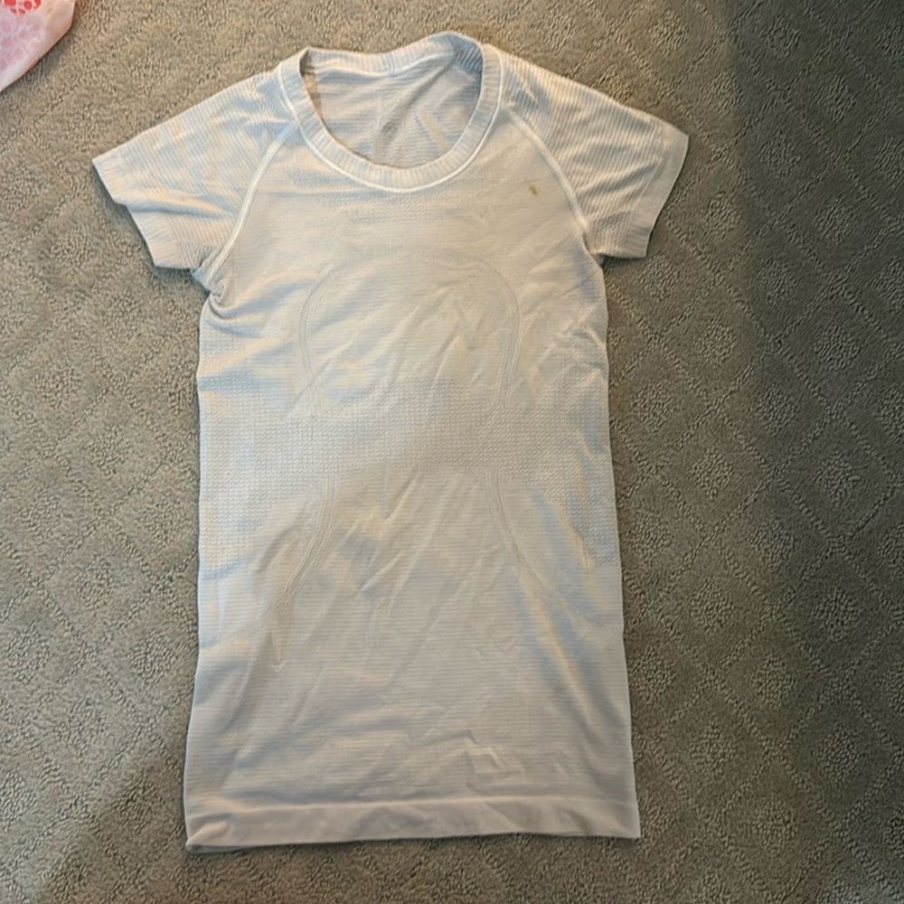 LULULEMON Swiftly Tech Short Sleeve Top